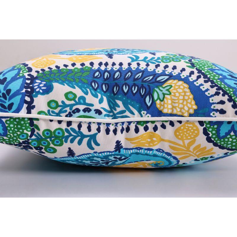 Pillow Perfect Paisley Indoor/Outdoor Throw Pillow (Set of 2)