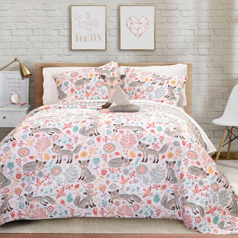 4 - Piece Quilt Set