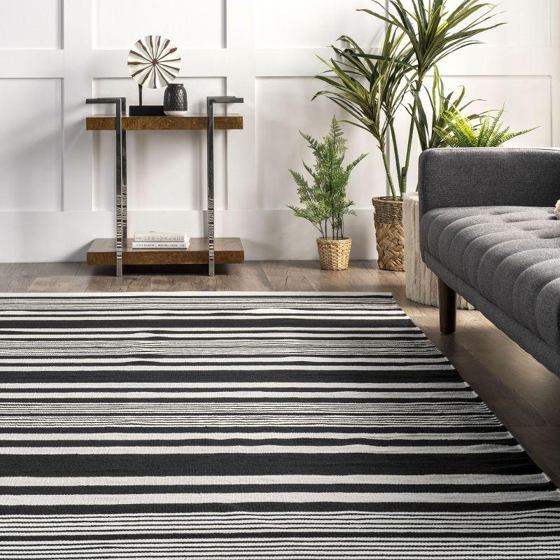 Black and White Striped Cotton Flatweave 8' x 10' Rug