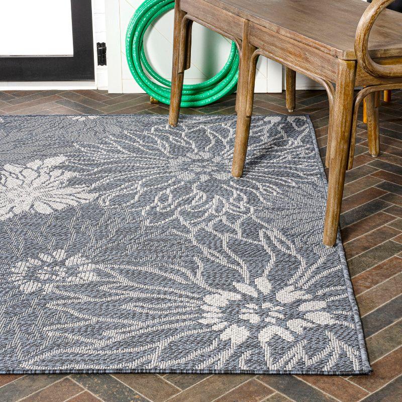 5' x 8' Bahamas Modern All-Over Floral Indoor/Outdoor Area Rug, Navy/Gray - JONATHAN Y
