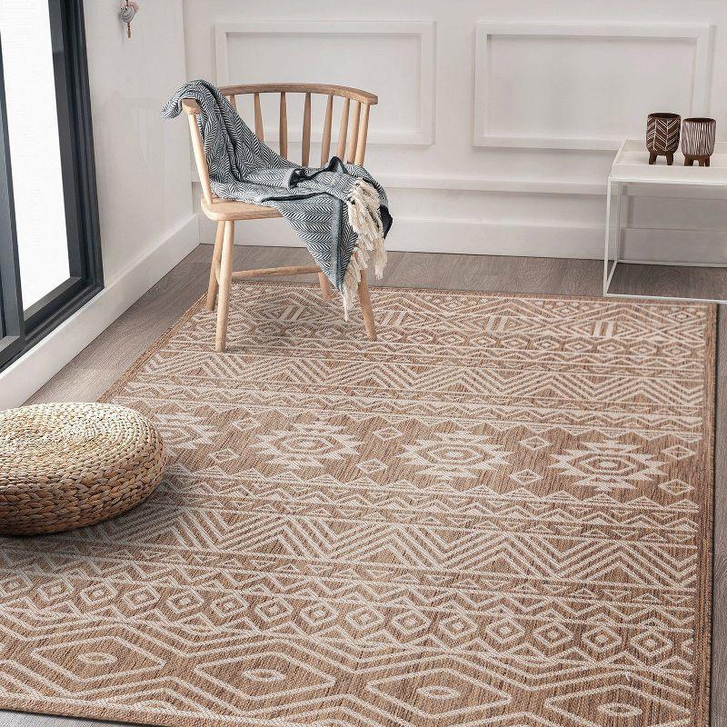 Bohemian Geometric Brown Synthetic 5' x 7' Indoor/Outdoor Rug