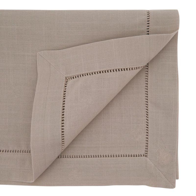 Saro Lifestyle Classic Hemstitch Border Table Runner