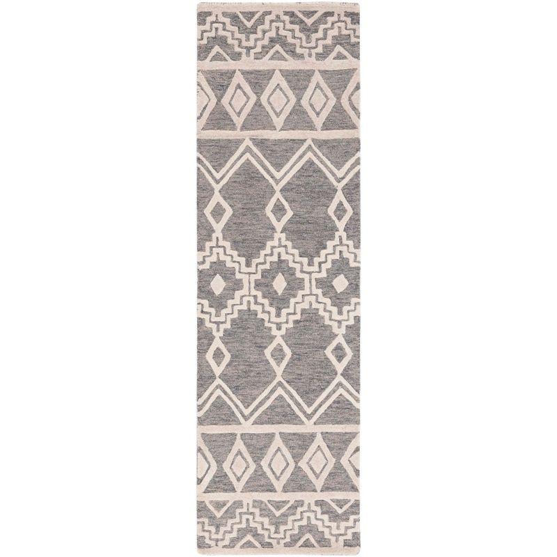 Abbiegail Hand Tufted Wool Southwestern Rug