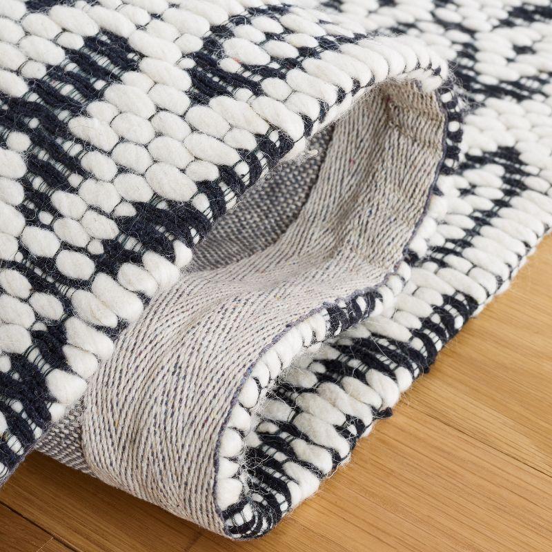 Vermont VRM151 Hand Woven Area Rug - Ivory/Black - 8'x10' - Safavieh.