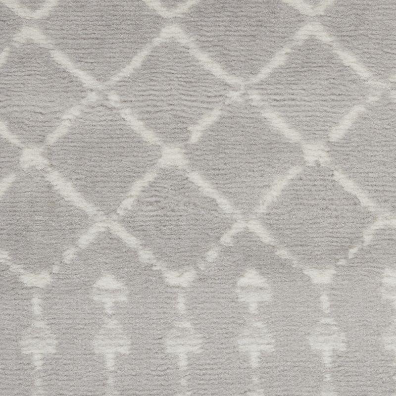 Bohemian Bliss Geometric Gray Synthetic 4' x 6' Area Rug