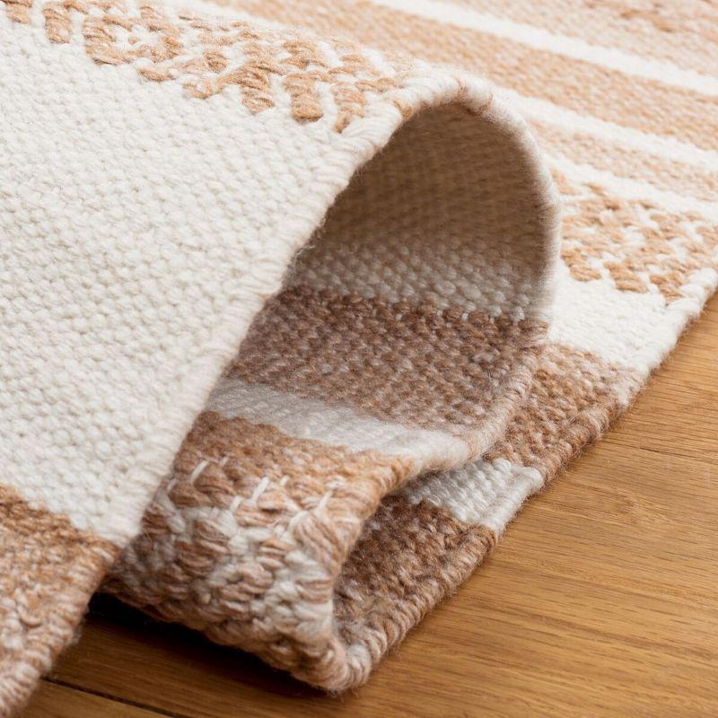 Striped Kilim STK428 Hand Woven Area Rug - Beige/Ivory - 4'x6' - Safavieh.
