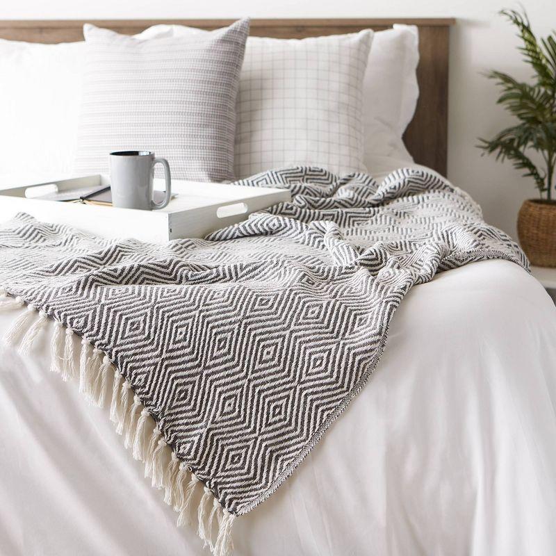 50"x60" Diamond Geometric Throw Blanket - Design Imports