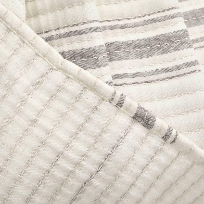 Full/Queen Farmhouse Stripe Kantha Pick Sti Thread Counth Yarn Dyed Woven Single Quilt/Coverlet Gray - Lush Décor