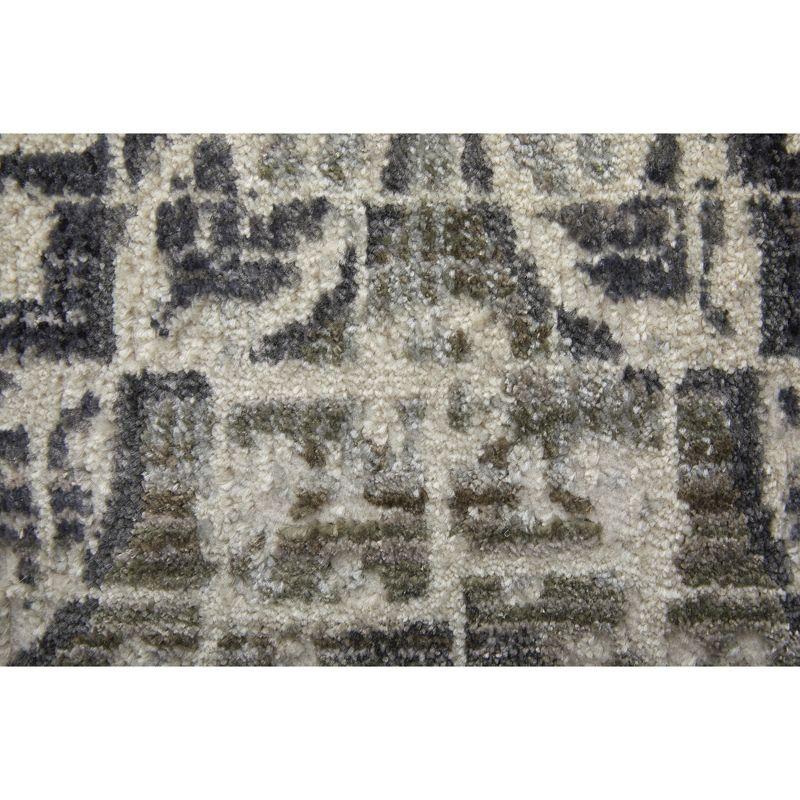 Kano Transitional Distressed Ivory/Taupe/Gray Area Rug