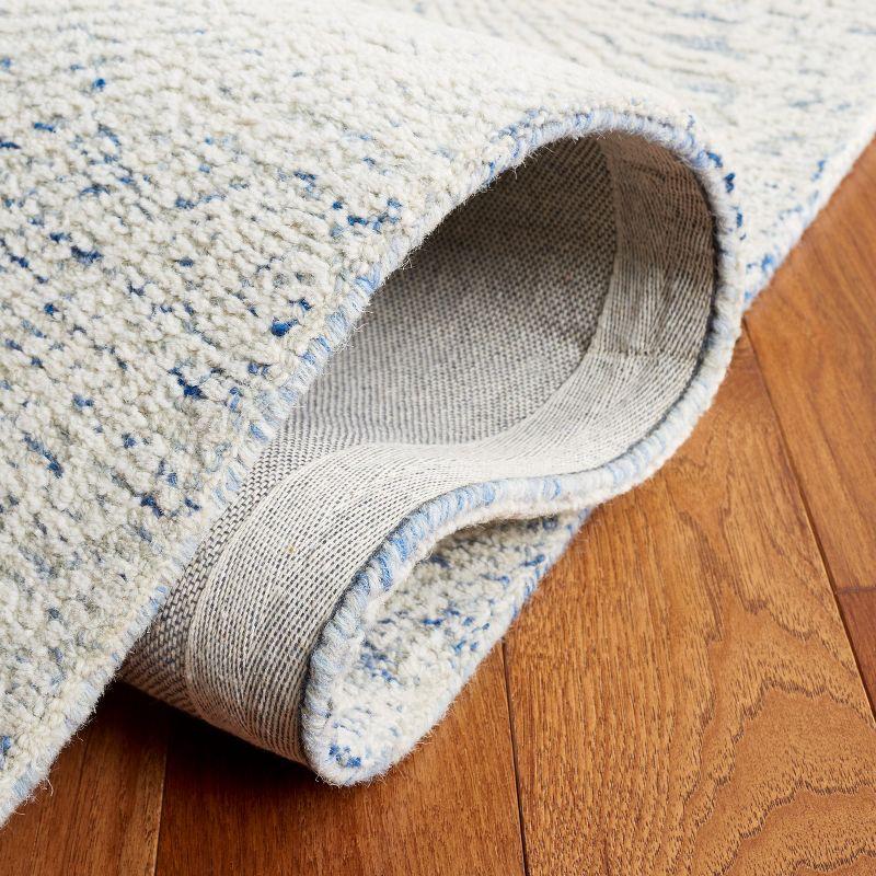 Ebony EBN105 Hand Tufted Indoor Area Rug - Blue/Ivory - 4'x6' - Safavieh