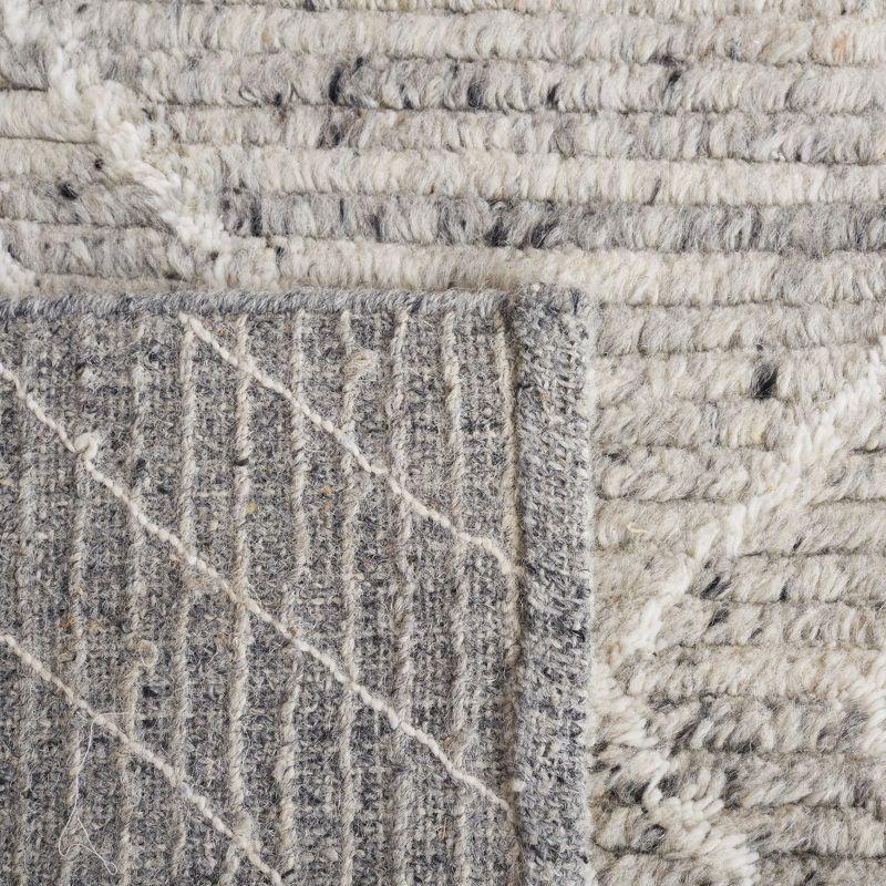 Marrakesh MRK514 Power Loomed Area Rug - Ivory/Grey - 4'x6' - Safavieh.