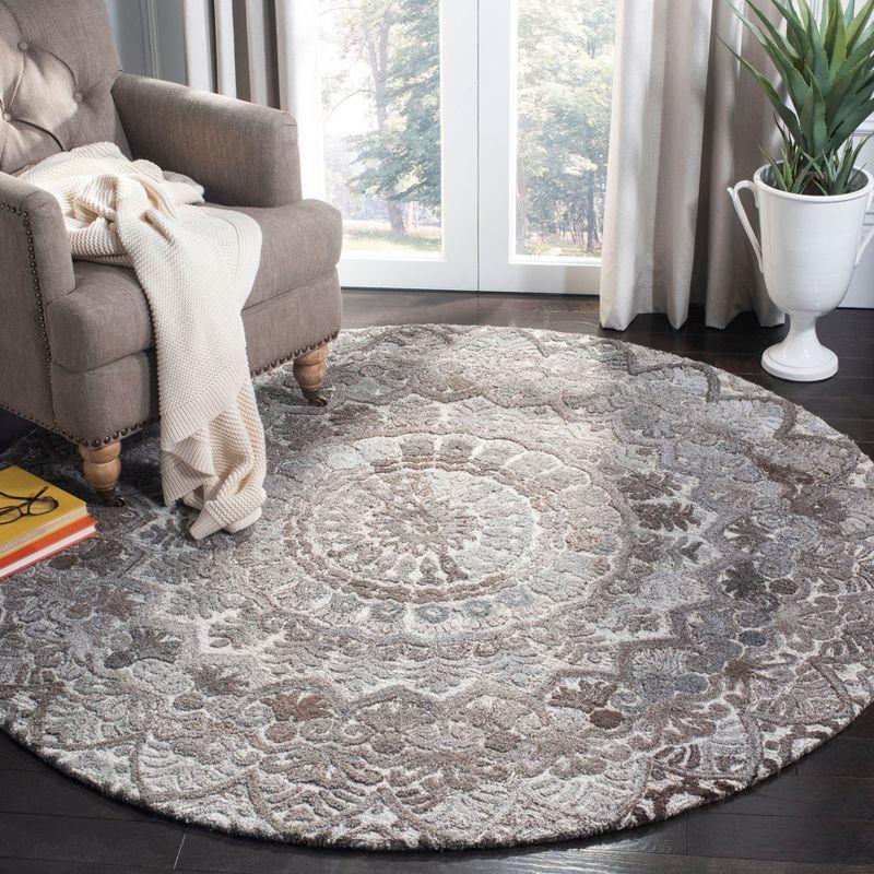 Marquee MRQ110 Hand Tufted Area Rug  - Safavieh