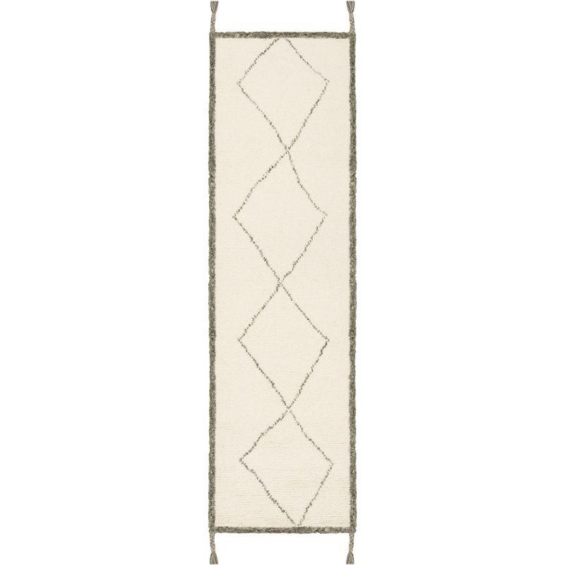 Casablanca CSB911 Hand Tufted Indoor Runner Rug - Ivory/Charcoal - 2'3"x12' - Safavieh