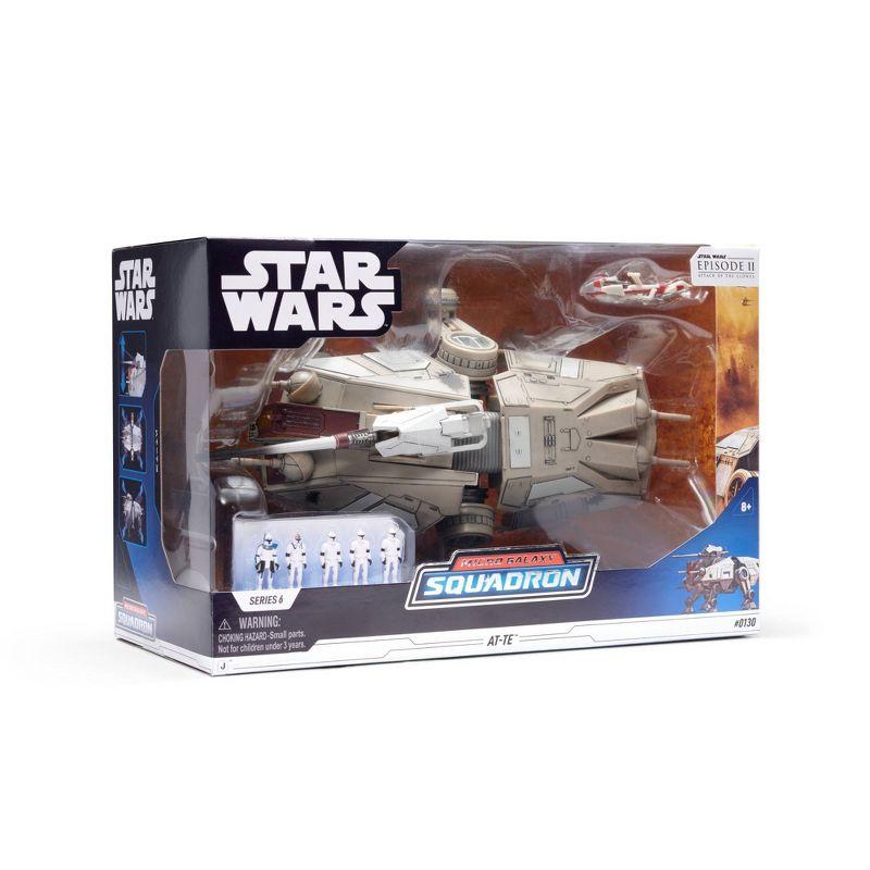 Star Wars Dreagnaught Class AT-TE 9" Vehicle and Figure