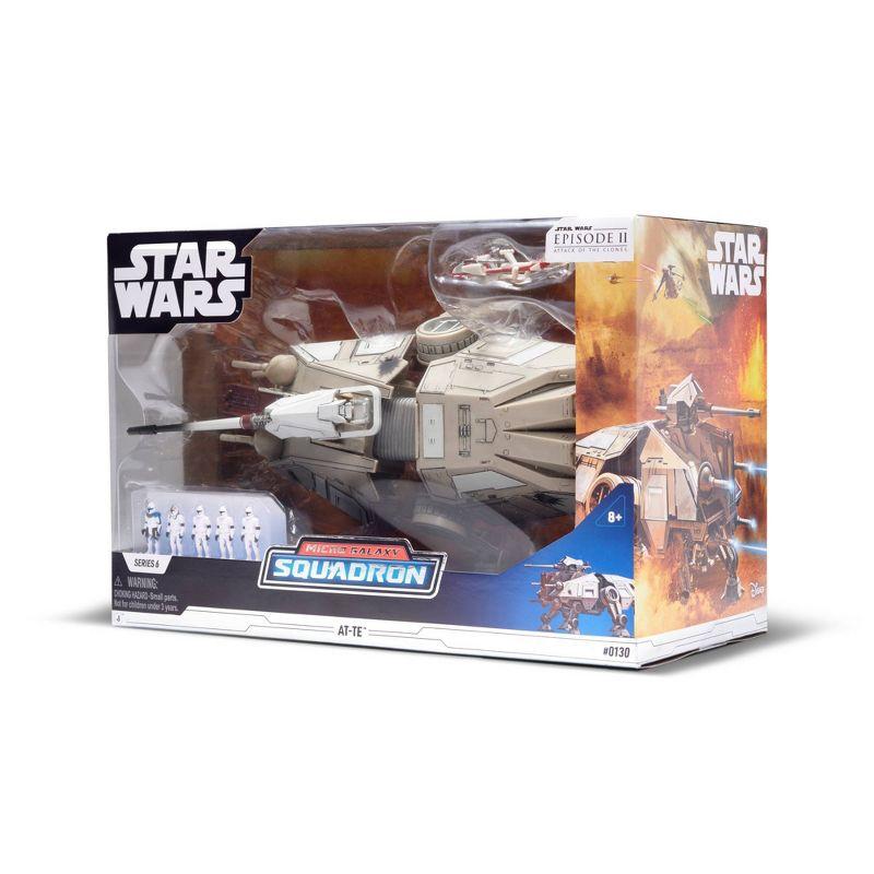 Star Wars Dreagnaught Class AT-TE 9" Vehicle and Figure