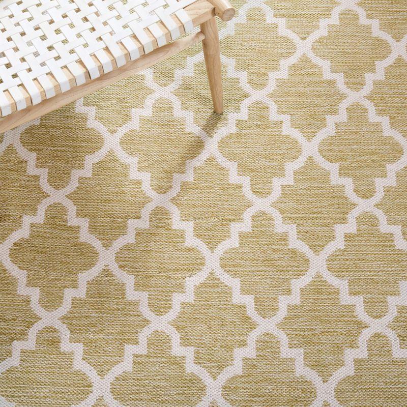 Montauk MTK810 Hand Woven Area Rug - Green/Ivory - 5'x8' - Safavieh.