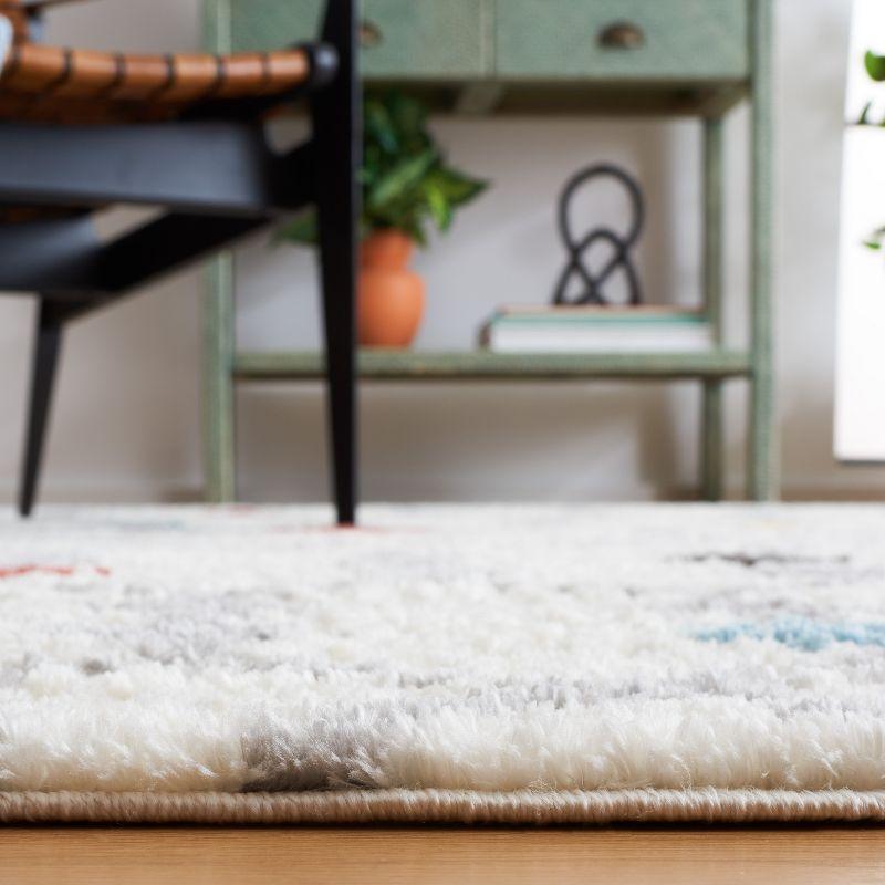 Marrakesh MRK312 Power Loomed Area Rug - Ivory/Gray - 5'5"x7'7" - Safavieh.