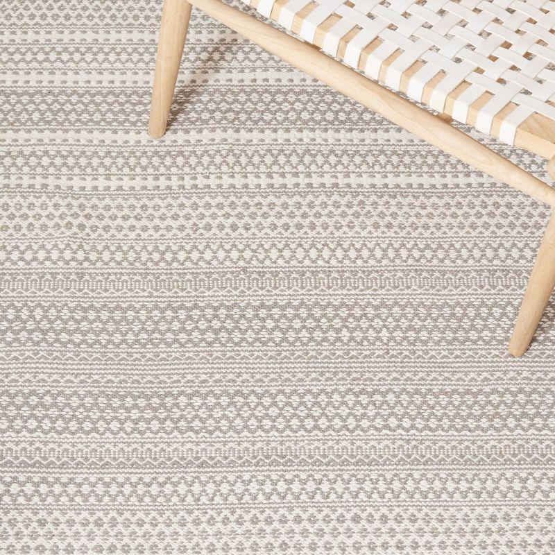 Kilim KLM705 Hand Woven Area Rug - Grey/Beige - 3'x5' - Safavieh.