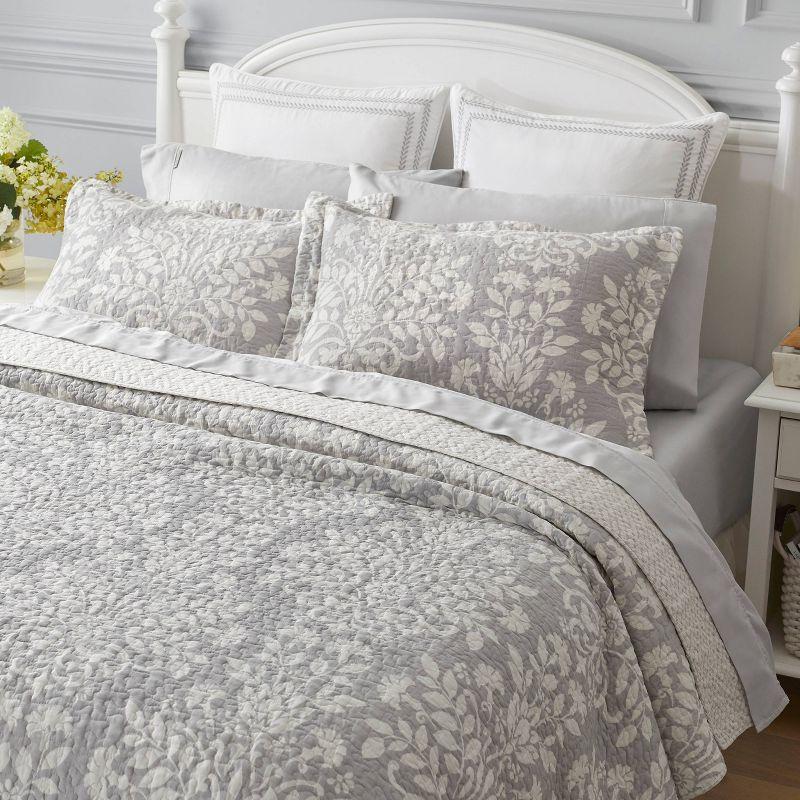 Gray Cotton Reversible Full Quilt Set with Shams