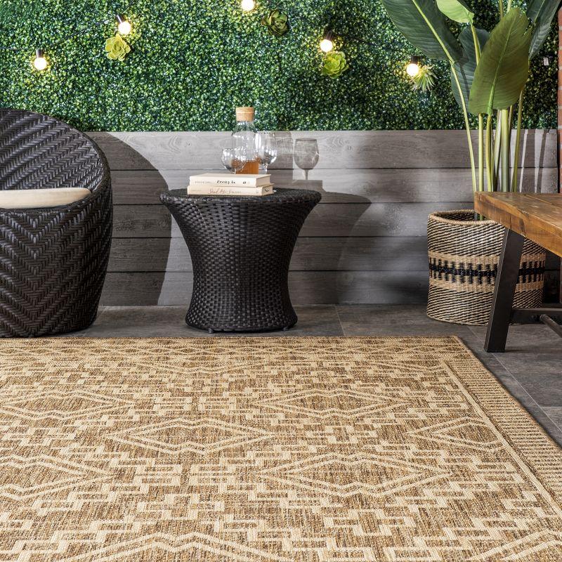 nuLOOM Cari Moroccan Global Indoor and Outdoor Area Rug