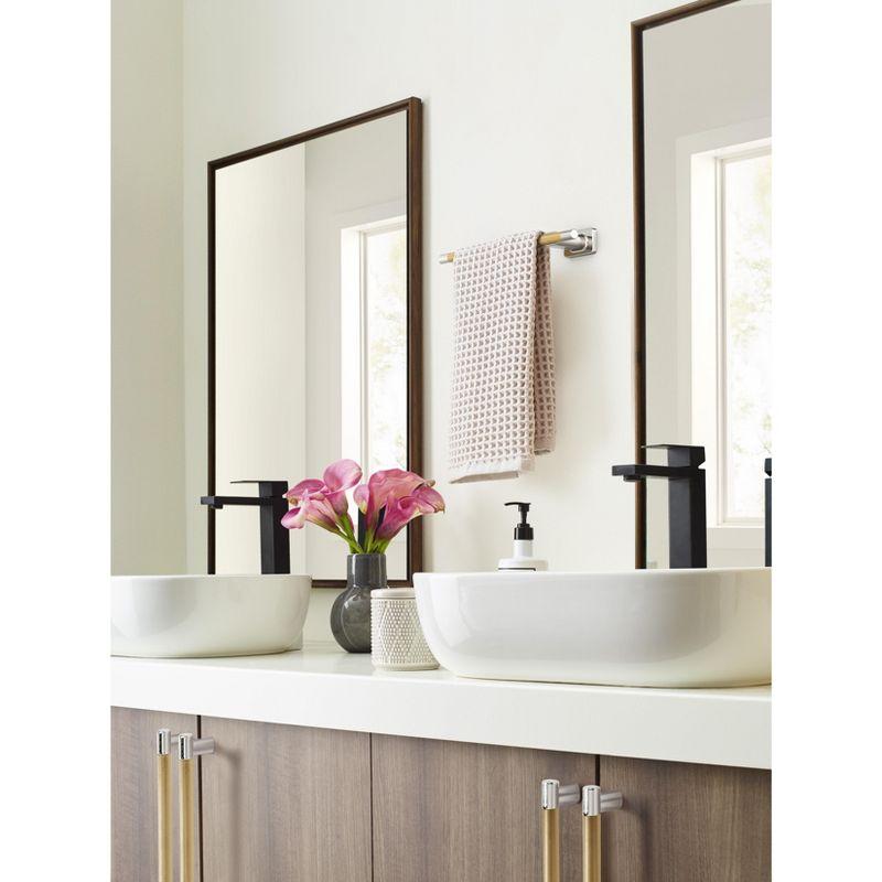 Esquire Towel Bar