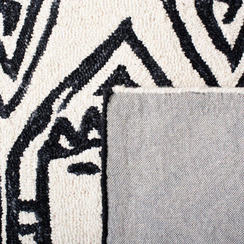 Metro MET404 Hand Tufted Area Rug - Black/Ivory - 6'x6' - Safavieh.