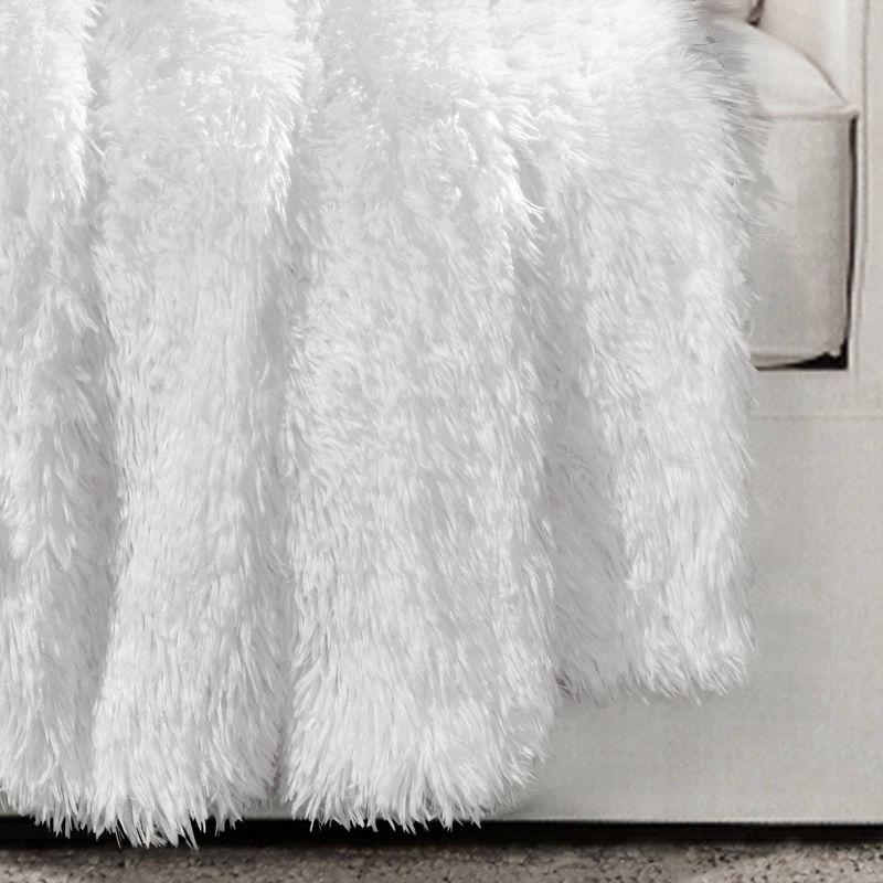 Luxurious Emma 60"x50" White Faux Fur Reversible Throw Blanket