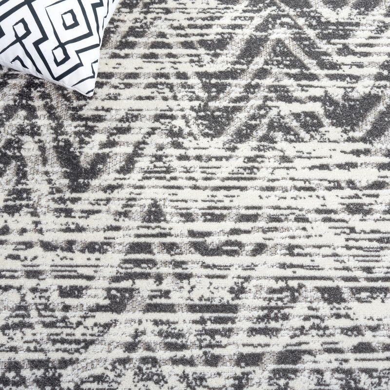 Union Rustic Joannette Performance Chevron Rug