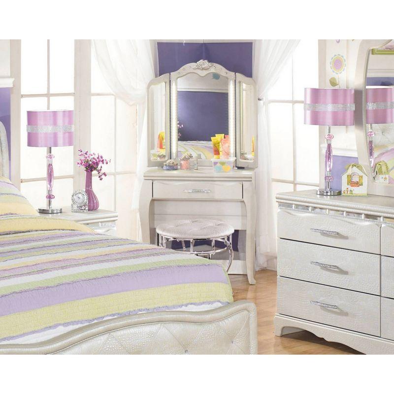 Signature Design by Ashley Nyssa Table Lamp Purple/Silver