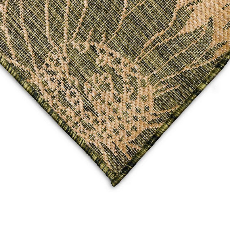 Liora Manne Carmel Sunflower Field Indoor/Outdoor Rug Green 1'11" x 7'6"