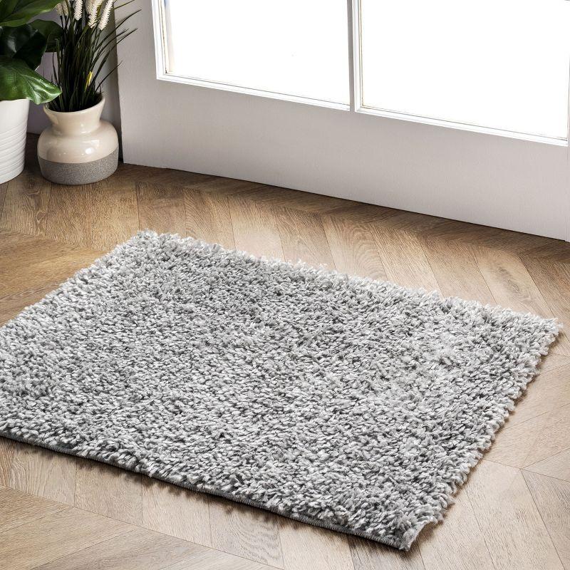 Nuloom Kara Solid Shag Indoor Area Rug