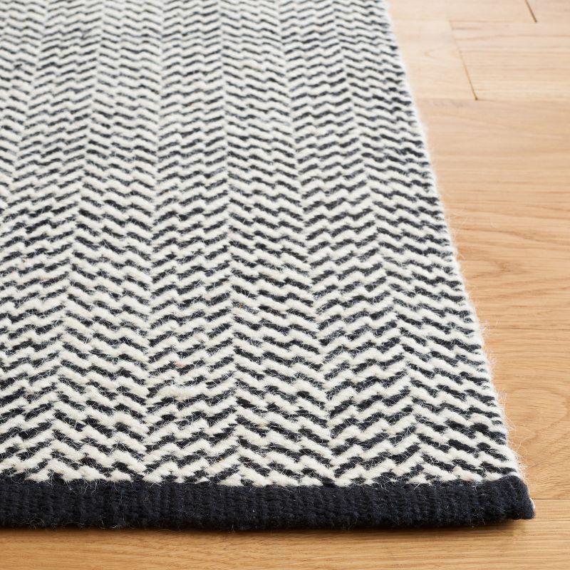 Gracie Oaks Matchett Hand Woven Wool Geometric Rug