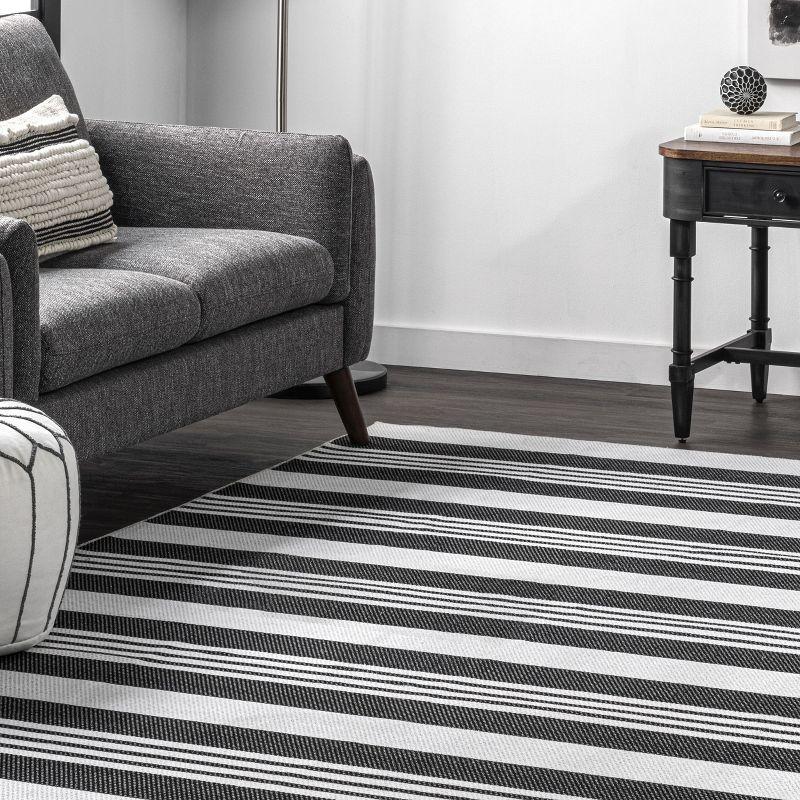 Nuloom Lena Pet Friendly Machine Washable Striped Area Rug, 3' x 5', Charcoal
