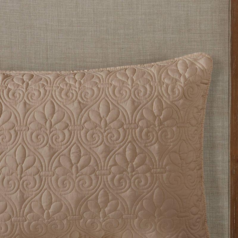 Madison Park Quebec 3 Piece Split Corner Pleated Quilted Bedspread