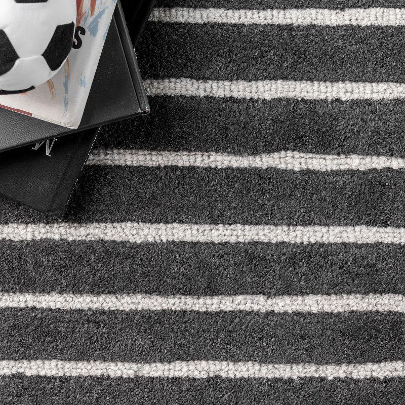 Nuloom Mandia Striped Wool Area Rug, 9' x 12', Charcoal