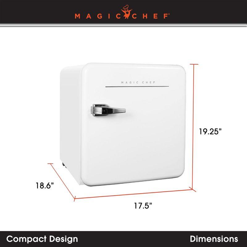 Magic Chef Magic Chef Retro 1.6 Cubic Feet Portable Mini Fridge