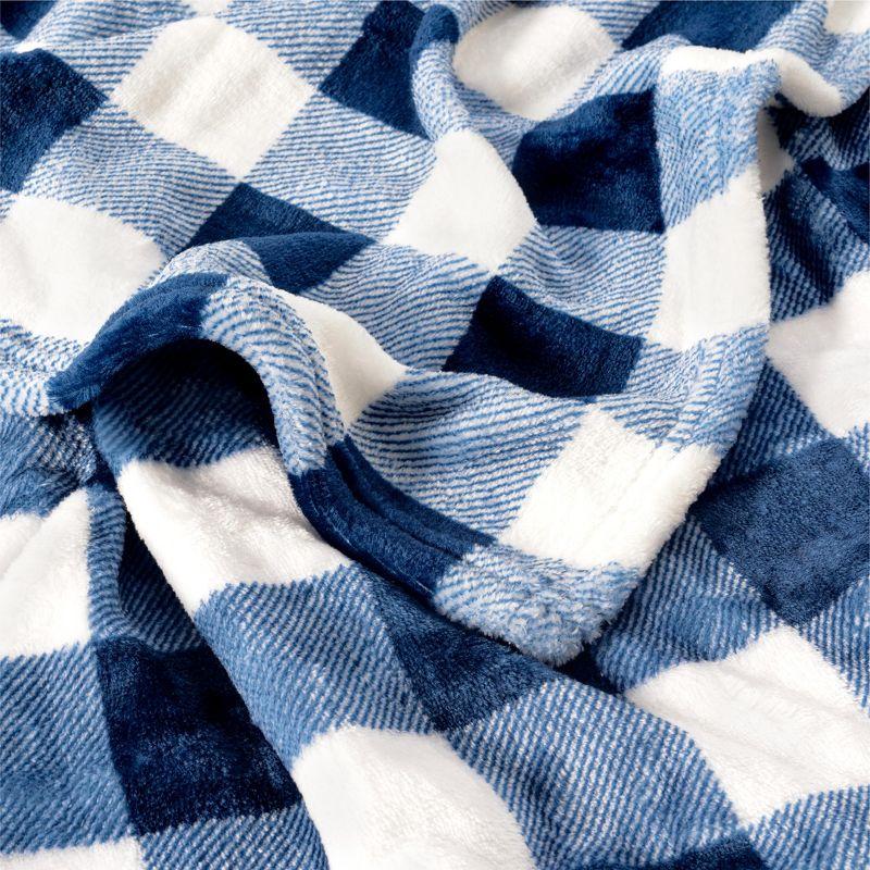 Pavilia Hand Woven Throw Blanket