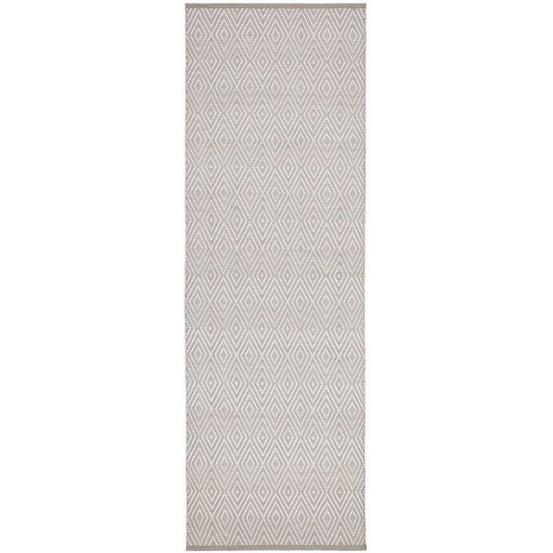 Diamond Platinum/White Handwoven Indoor/Outdoor Rug