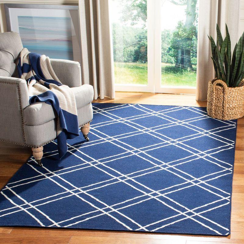 Dhurries DHU638 Hand Woven Area Rug  - Safavieh