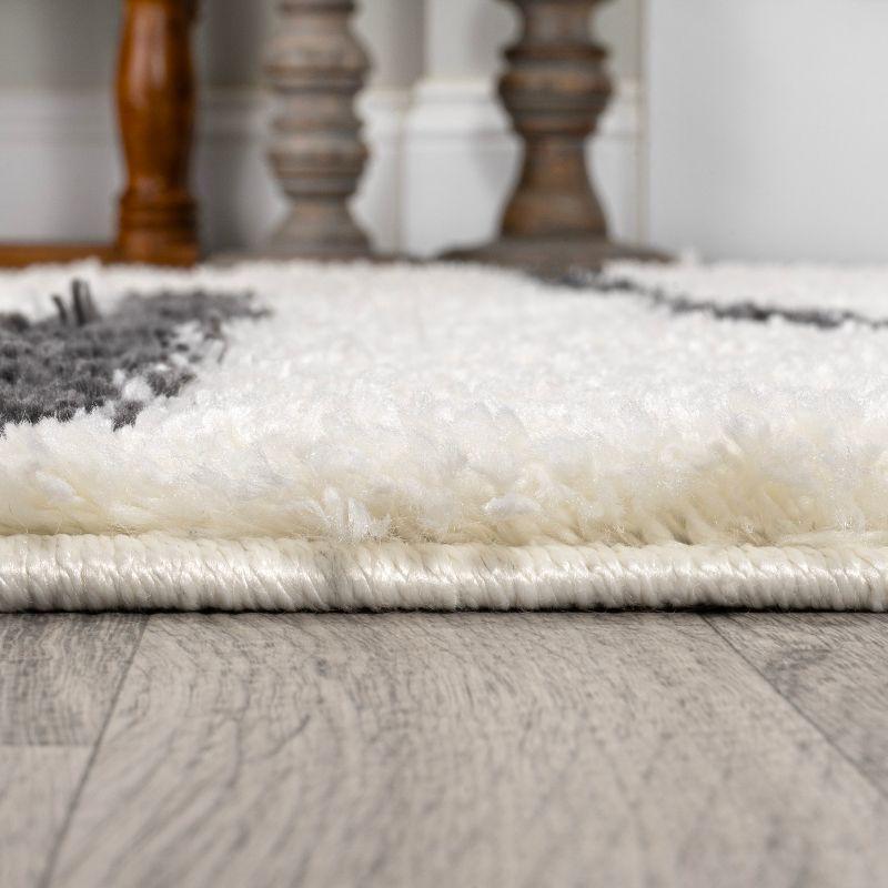 3'x5' Alaro Berber Stripe Shag Area Rug, White/Black - JONATHAN Y
