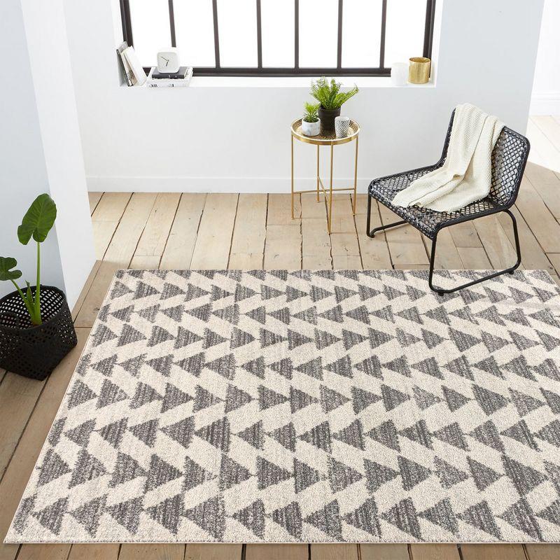 3'x5' Aisha Moroccan Triangle Geometric  Area Rug, Cream/Gray - JONATHAN Y
