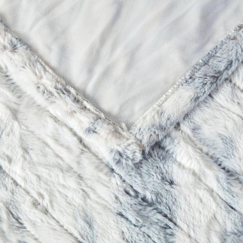 Beautyrest Zuri Oversized Heated Faux Fur Throw