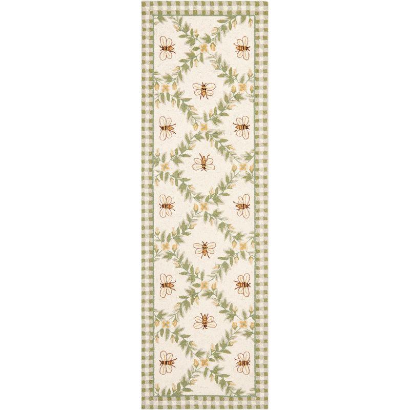 Chelsea HK55 Hand Hooked Runner Rug - Ivory/Green - 2'6"x12' - Safavieh.