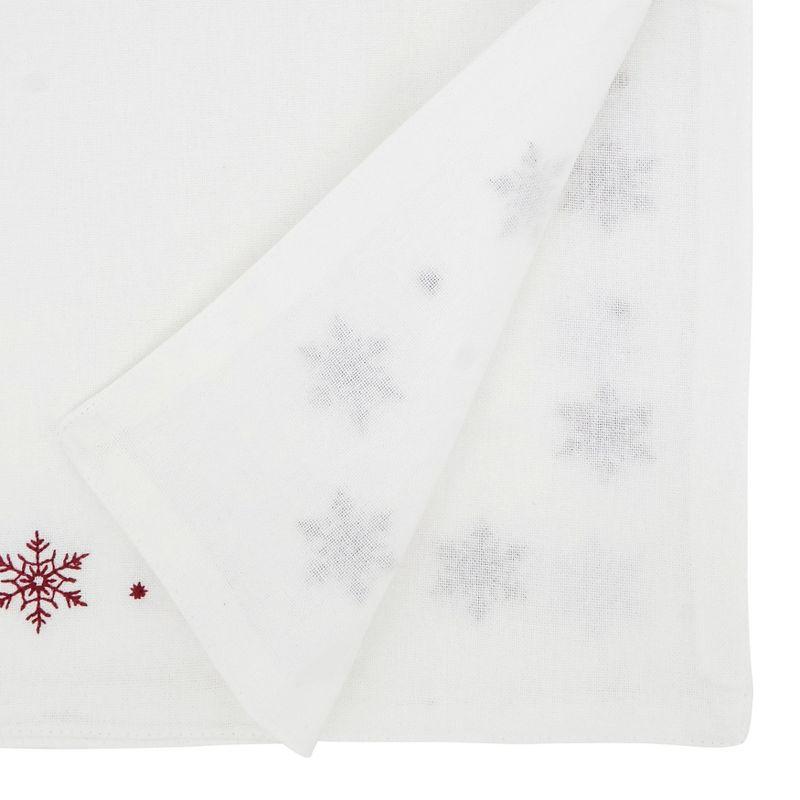 Saro Lifestyle Winter Wonderland Embroidered Snowflake Runner