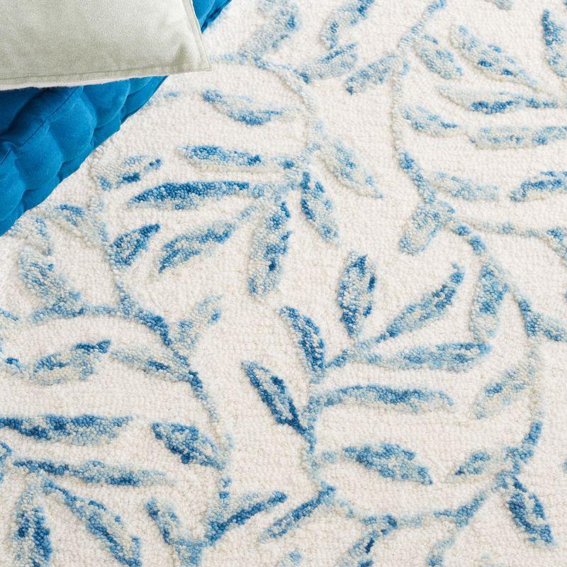 Jardin JAR734 Hand Tufted Area Rug - Ivory/Blue - 4'x6' - Safavieh.