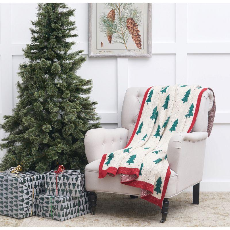 C&F Home Christmas Throw