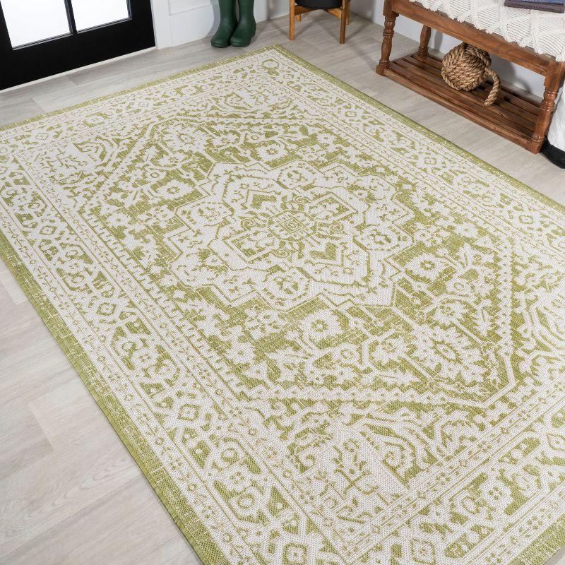 5' x 8' Sinjuri Medallion Textured Weave Indoor/Outdoor Area Rug, Green/Cream - JONATHAN Y