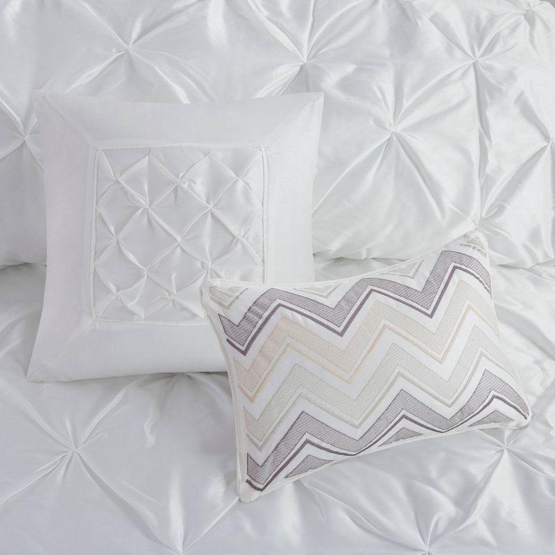 Madison Park Laurel 7 Piece Tufted Comforter Set