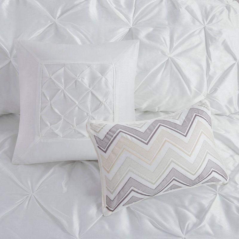 Laurel 7 Piece Tufted Comforter Set