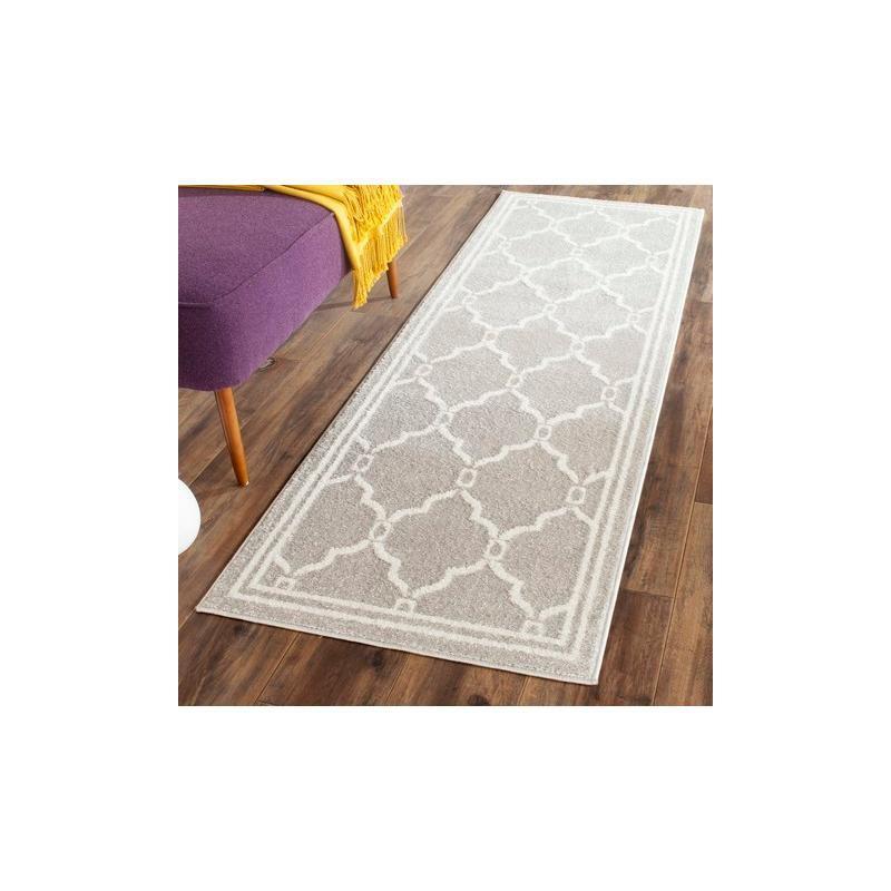 Amherst AMT414 Power Loomed Area Rug  - Safavieh